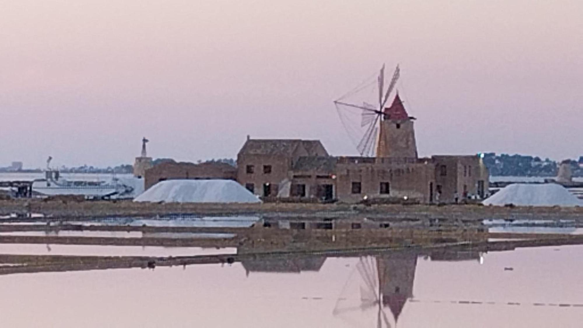 Casa Vacanze Lo Stagnone Da Rosita Marsala Exterior foto